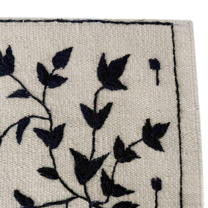 Beige Pakistani Embroidery Kilim Rug 3' 11" x 5' 10" Flat-Weave pattern
