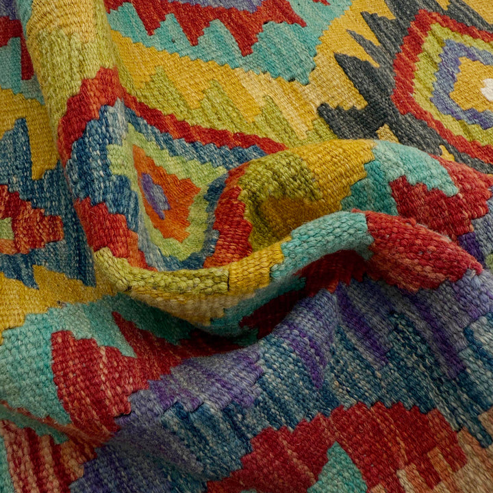 Afghan Vegetable Kilim Rug 2' 8" x 8' 5" Flat-Weave texture
