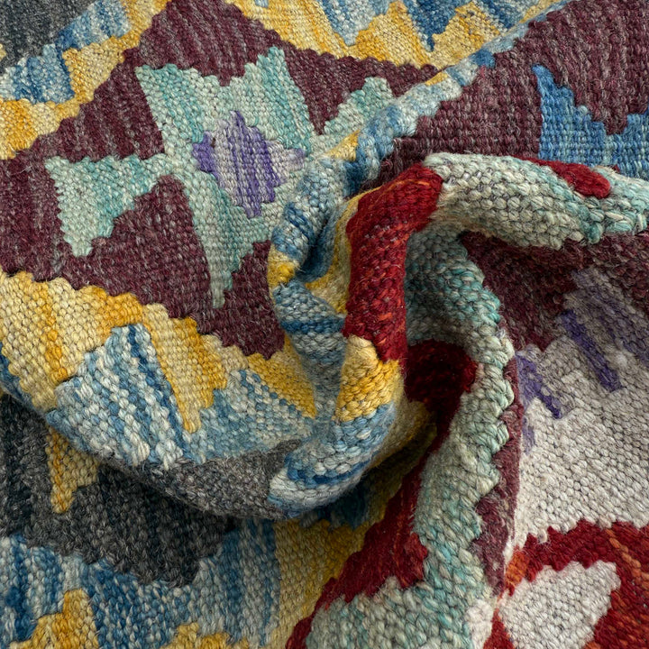 Afghan Vegetable Kilim Rug 2' 9" x 7' 9" Flat-Weave texture