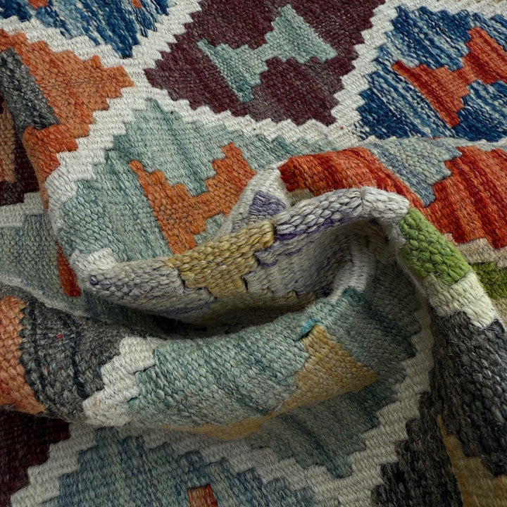 Afghan Vegetable Kilim Rug 2' 9" x 6' 3" Flat-Weave texture