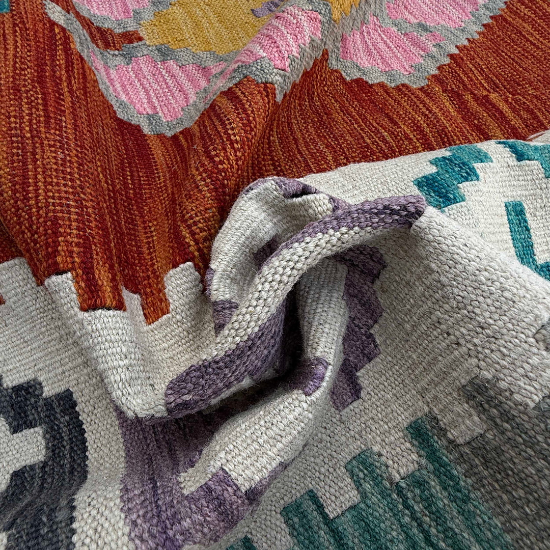 Afghan Vegetable Kilim Rug 6' 7" x 9' 9" Flat-Weave texture