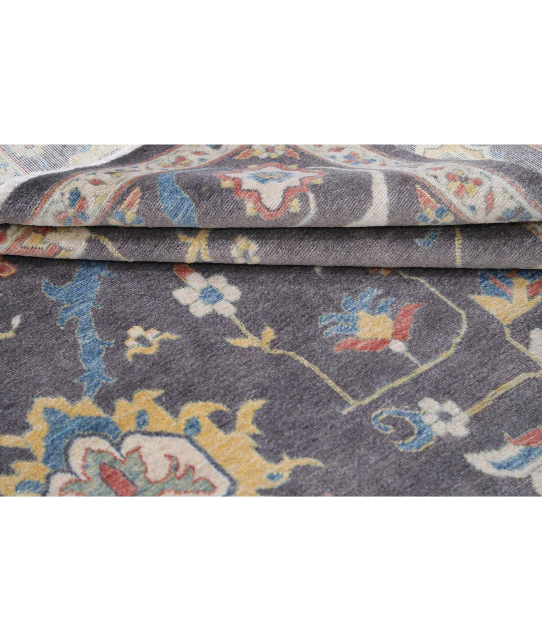 Brown Pakistani Oriental Rug 7' 11" x 9' 11" Hand-Knotted close-up