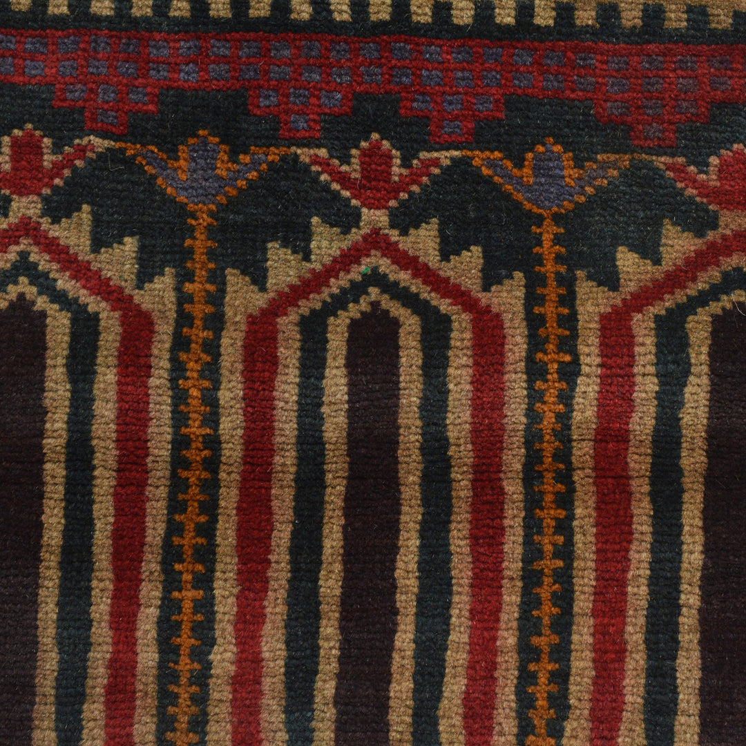 Afghan Prayer Rug 2' 9" x 4' 10" Hand-Knotted close-up