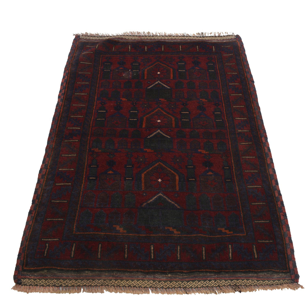 Islamic Prayer Carpet 3' 1" x 4' 9" - No. AL82625