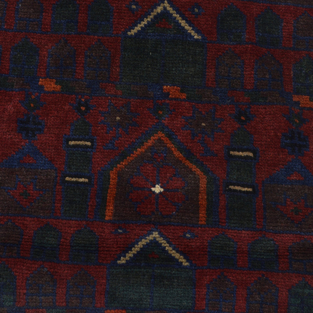 Islamic Prayer Carpet 3' 1" x 4' 9" - No. AL82625