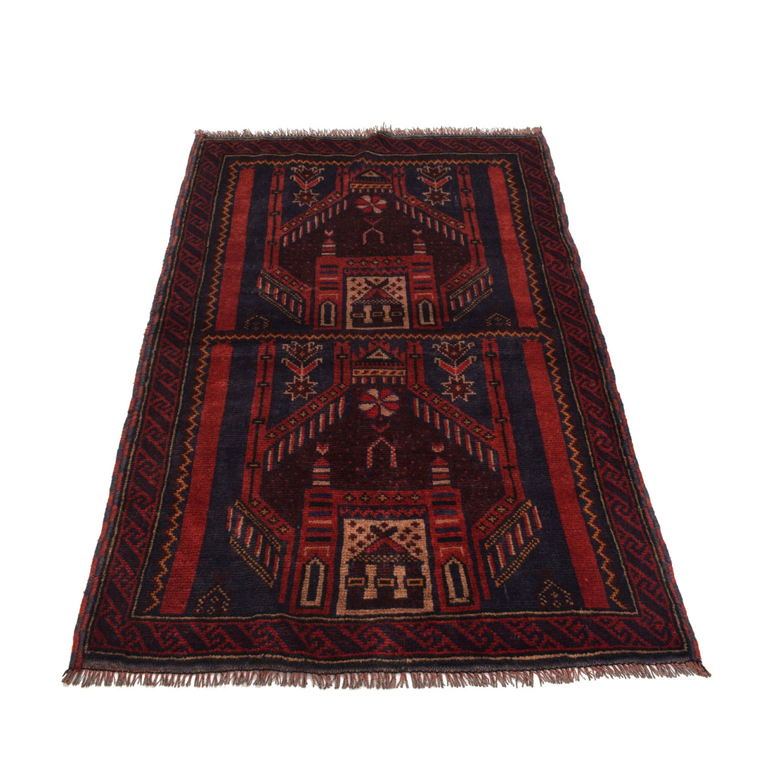 Fine Quality Prayer Rug 3' 1" x 4' 5" - No. AL90782
