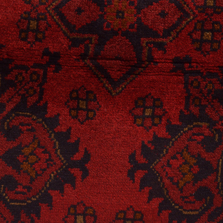 Medium Size Area Rug 4' 11" x 6' 4" - No. AL92847