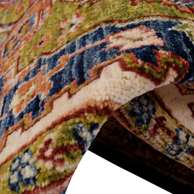 Hand Woven Heriz Design Carpet 3' 11" x 5' 9" - No. AL98569