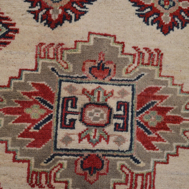 Hand knotted Kazak Rugs 5' 0" x 6' 7" - No. AL35602