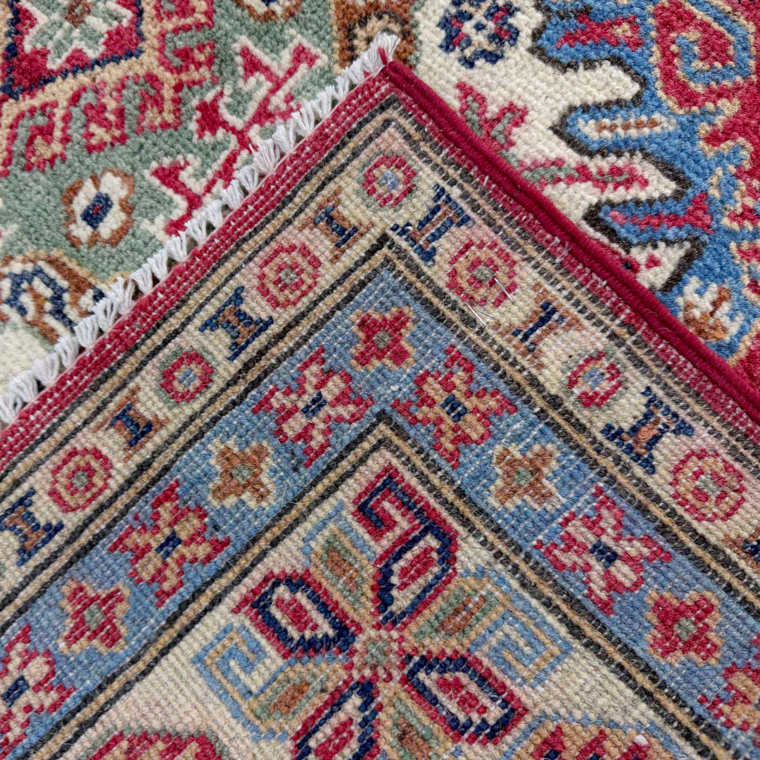 Hand knotted Kazak Carpet 4' 11" x 7' 3" - No. AL61616