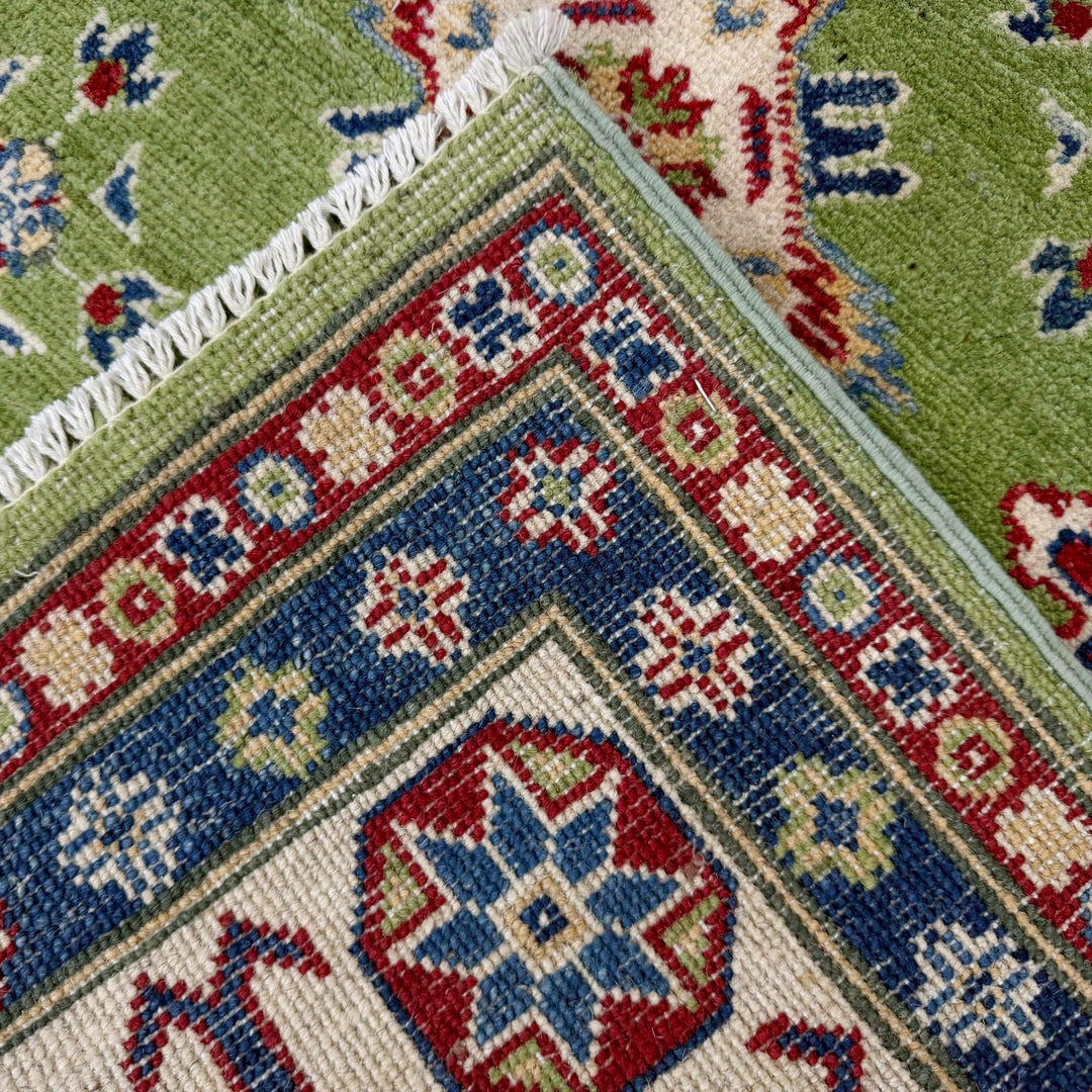 Hand knotted Kazak Rugs 5' 7" x 8' 0" - No. AL84325
