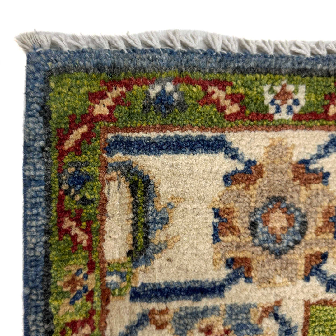 Hand knotted Kazak Carpet 5' 1" x 7' 1" - No. AL54845