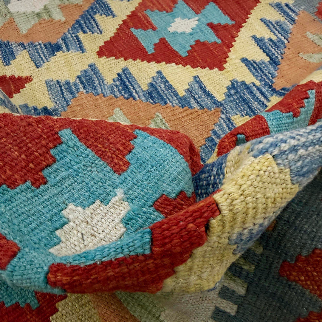 Afghan Vegetable Kilim Rug 3' 3" x 5' 1" Flat-Weave texture