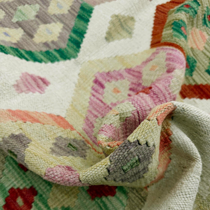 Afghan Vegetable Kilim Rug 3' 4" x 4' 9" Flat-Weave texture