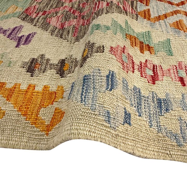 Hand Woven Wool Kelim 4' 10" x 6' 0" - No. AL743191
