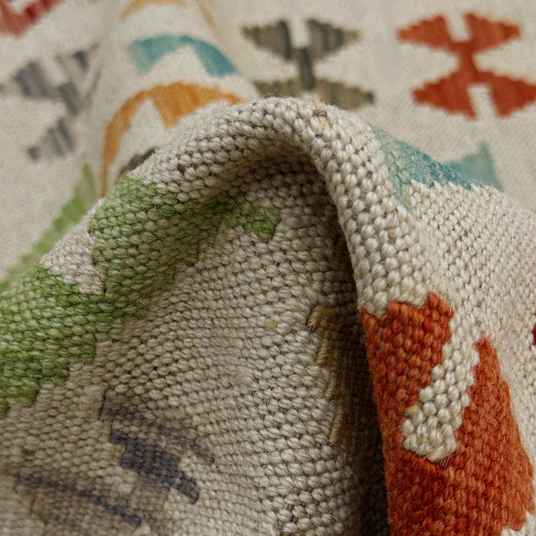 Hand Woven Wool Kelim 2' 9" x 3' 10" - No. AL295908