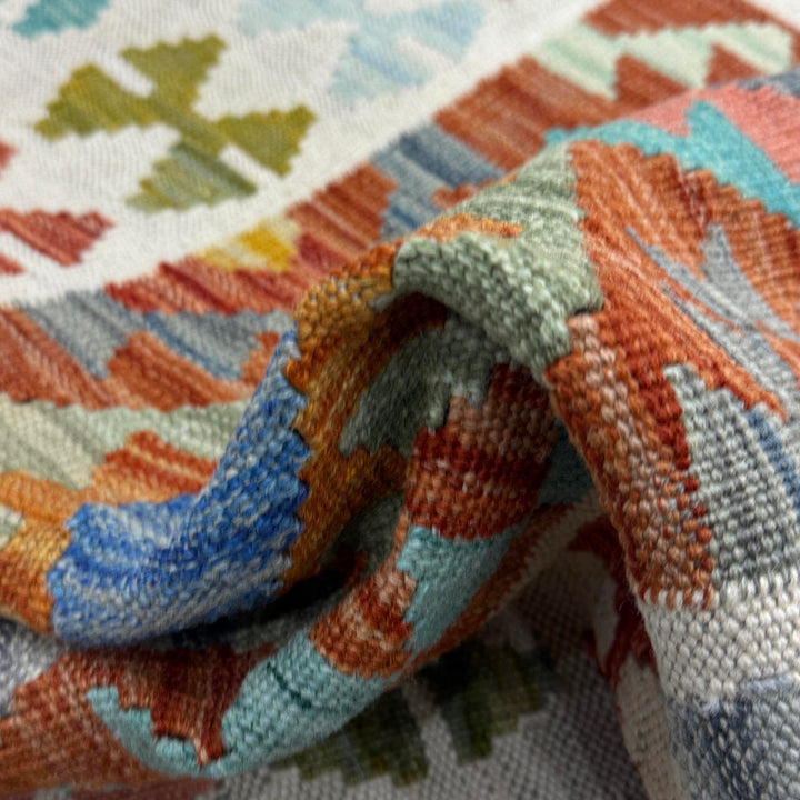 Afghan Vegetable Kilim Rug 2' 6" x 4' 0" Flat-Weave texture