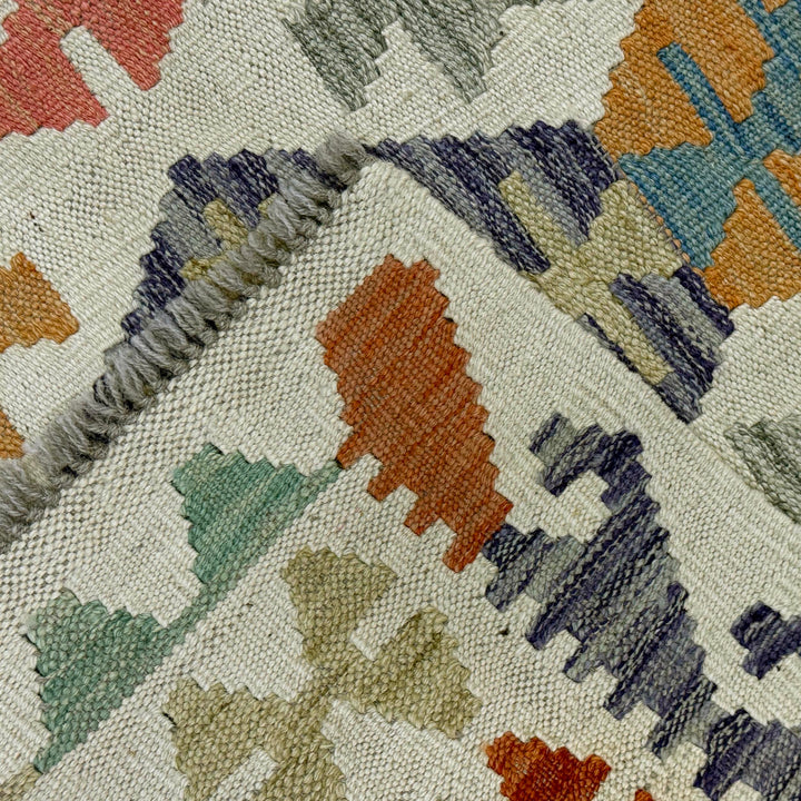 Handmade Vegetable Kilim 2' 6" x 4' 0" - No. AL300568