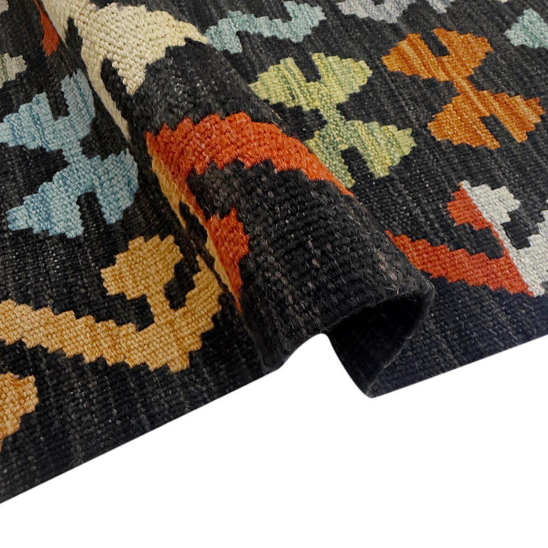 Afghan Vegetable Kelim Rug 6' 9" x 9' 8" Flat-Weave field