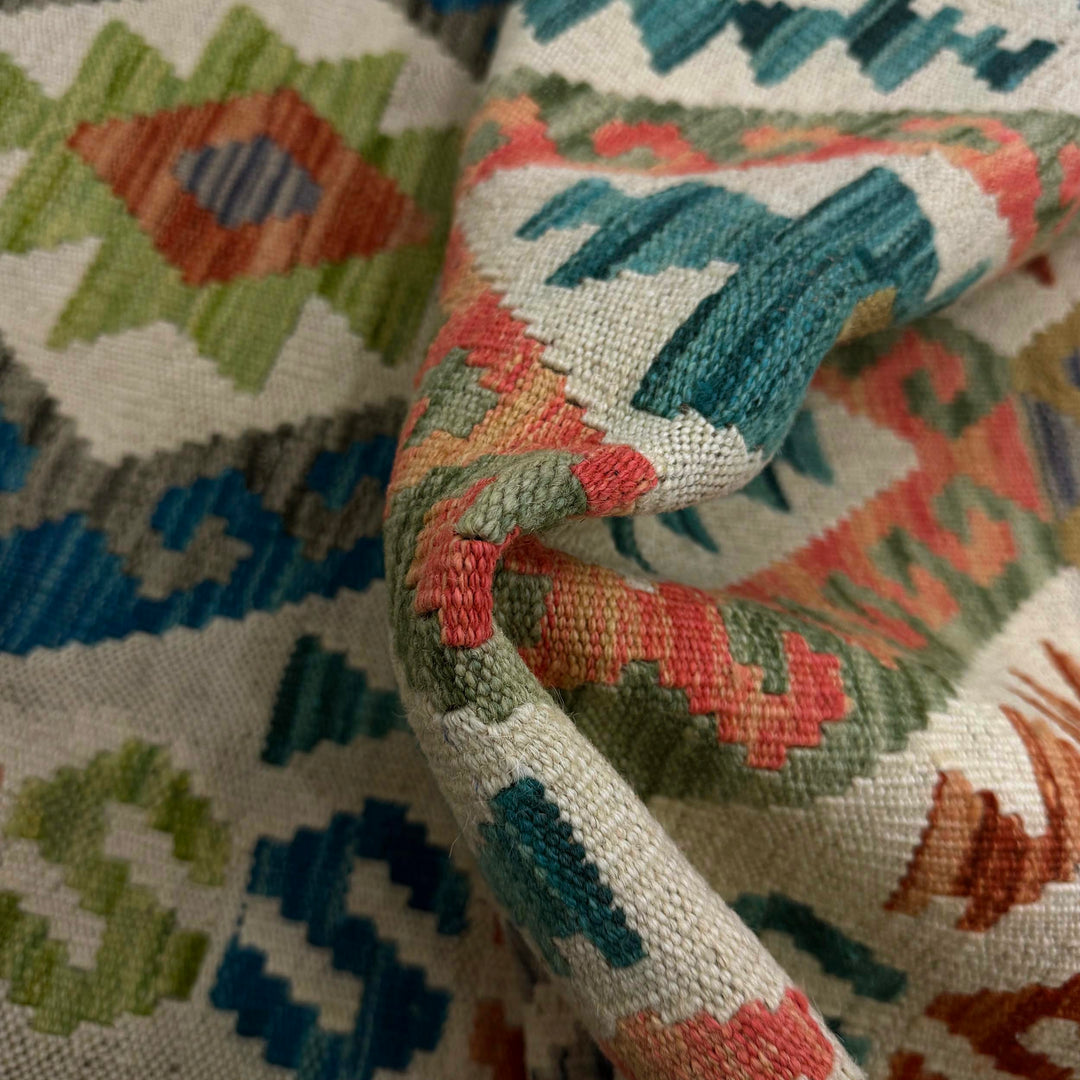 Afghan Vegetable Kilim Rug 2' 9" x 9' 10" Flat-Weave texture