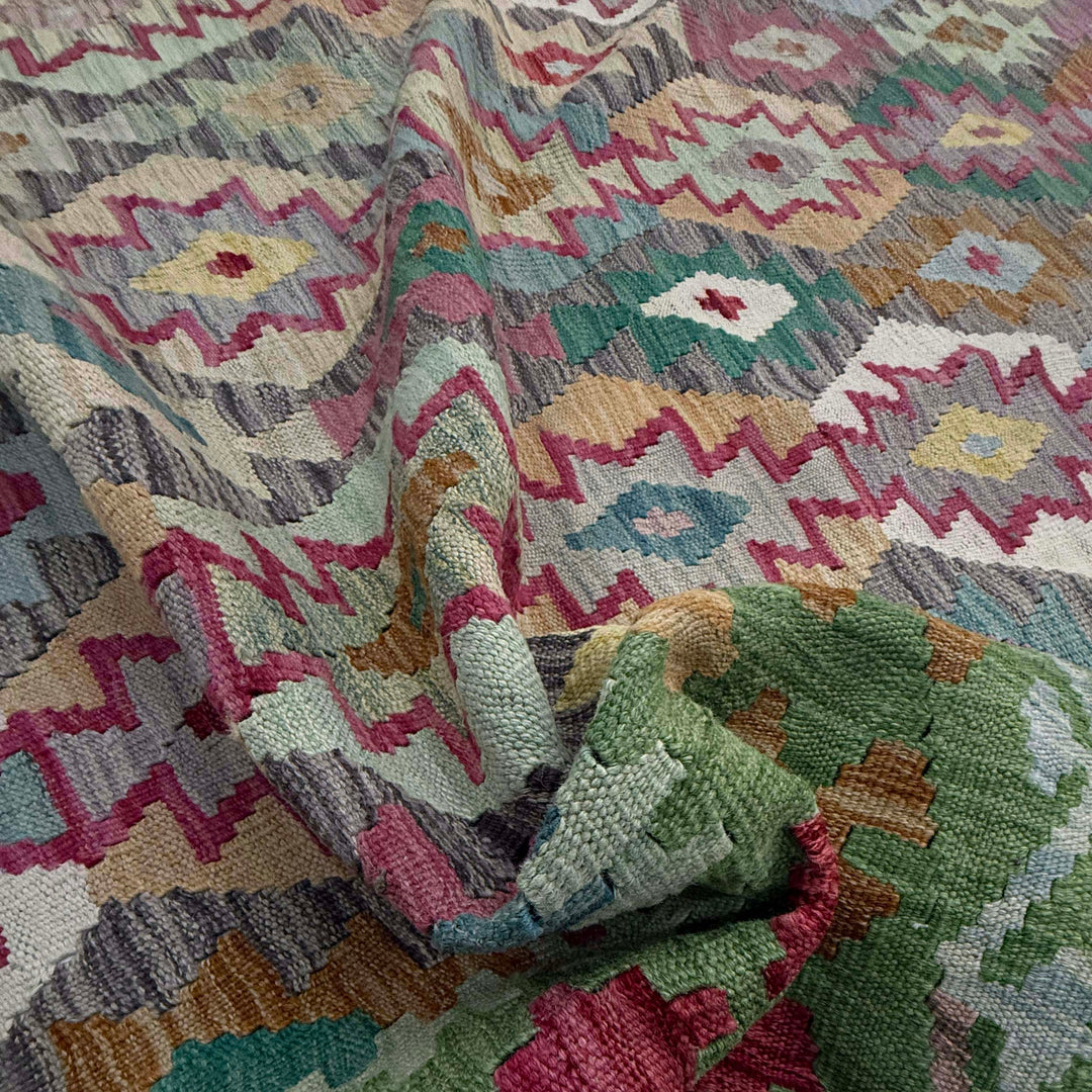 Afghan Kilim Rug 8' 9" x 11' 7" Flat-Weave texture