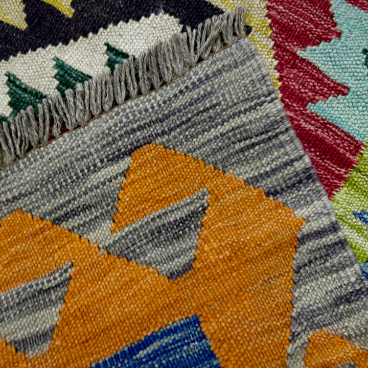 Afghan Vegetable Kilim Rug 2' 7" x 3' 11" Flat-Weave field