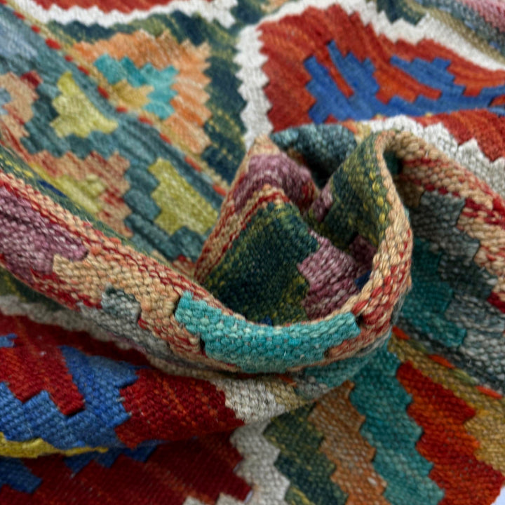 Multicolor Afghan Vegetable Kilim Rug 3'4" x 4'10" Flat-Weave texture