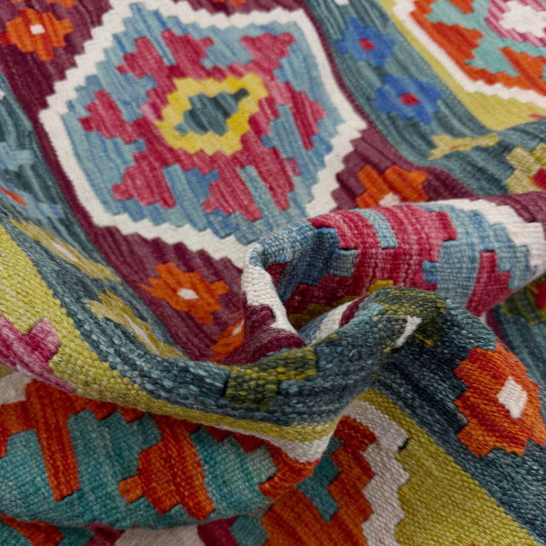 Afghan Vegetable Kilim Rug 5'2" x 6'7" Flat-Weave texture