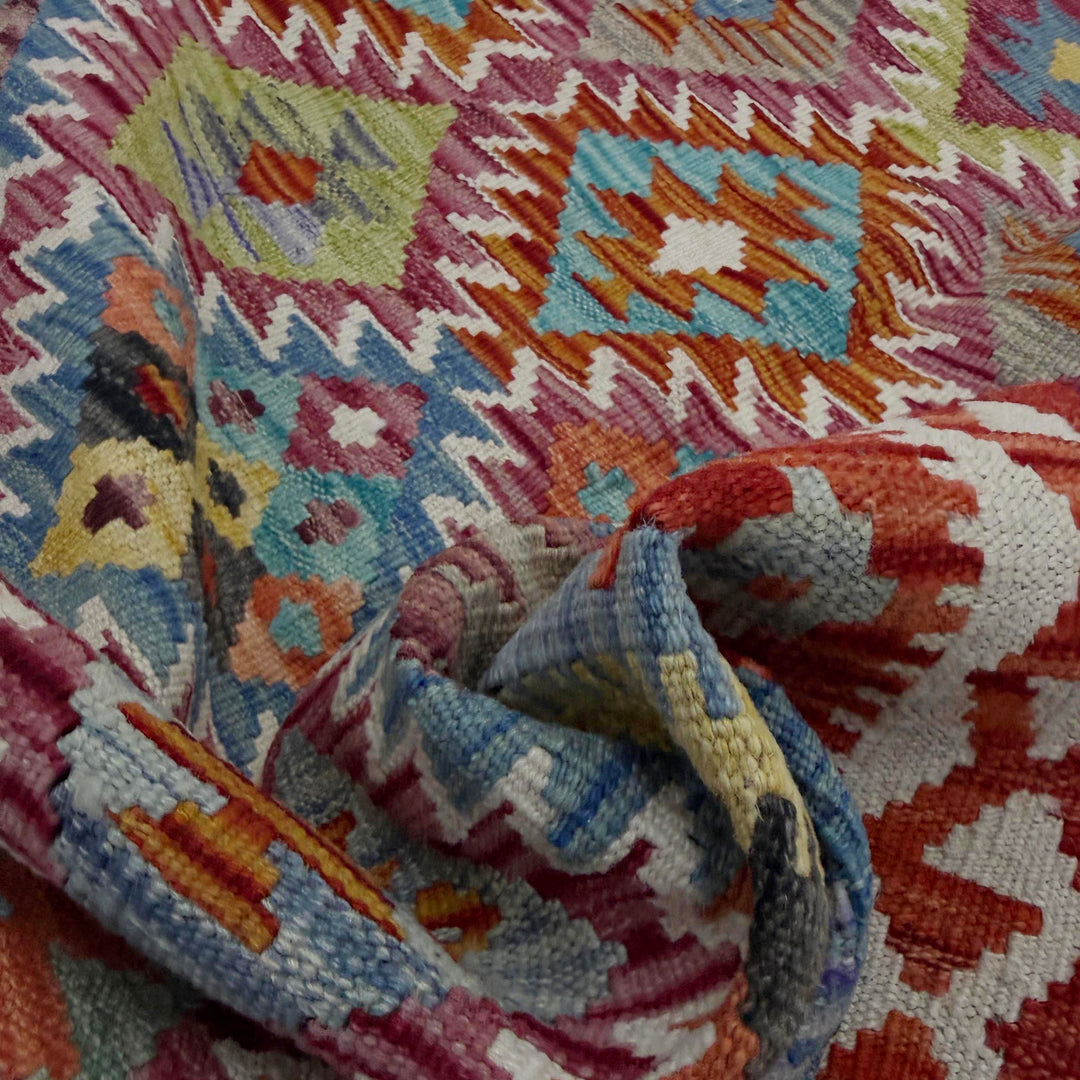 Afghan Vegetable Kilim Rug 5' 11" x 8' 1" Flat-Weave texture