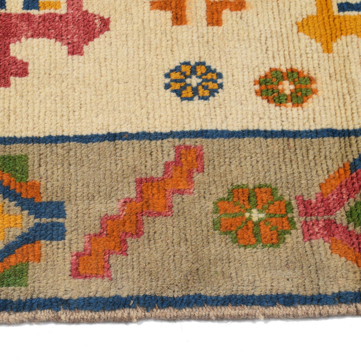 Hand Knotted Kohistani Carpet 4' 12" x 6' 2" - No. AL72061