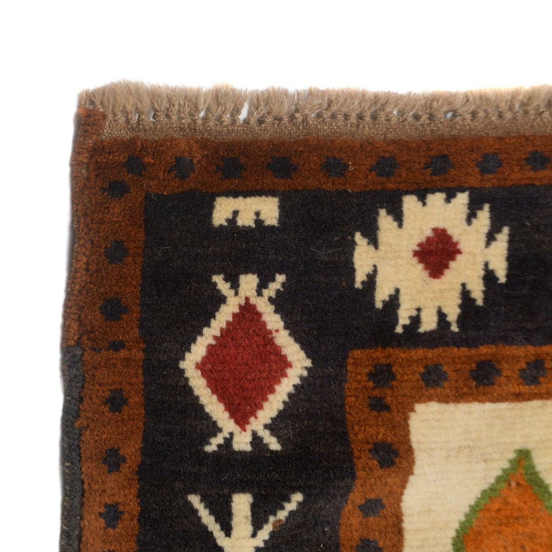 Hand Knotted Kohistani Carpet 5' 8" x 7' 6" - No. AL40480