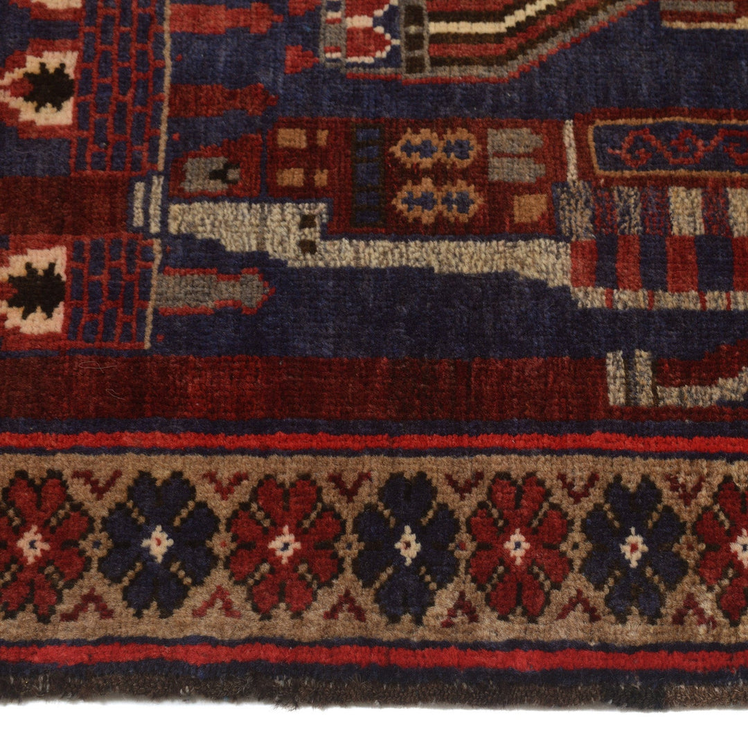 Afghan Prayer Rug 2' 9" x 4' 1" Hand-Knotted detail