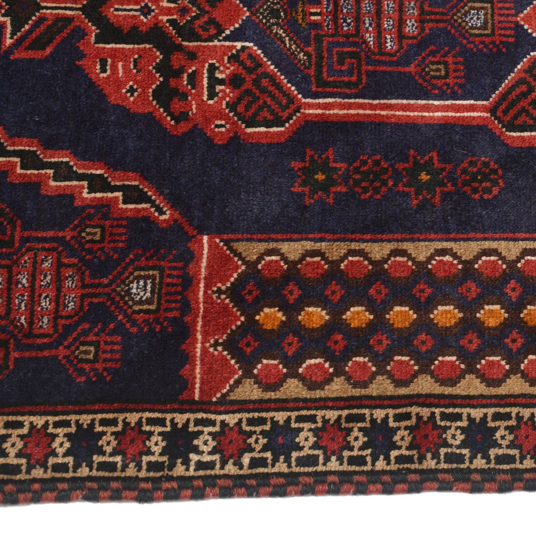 Afghan Prayer Rug 2' 9" x 4' 9" Hand-Knotted detail