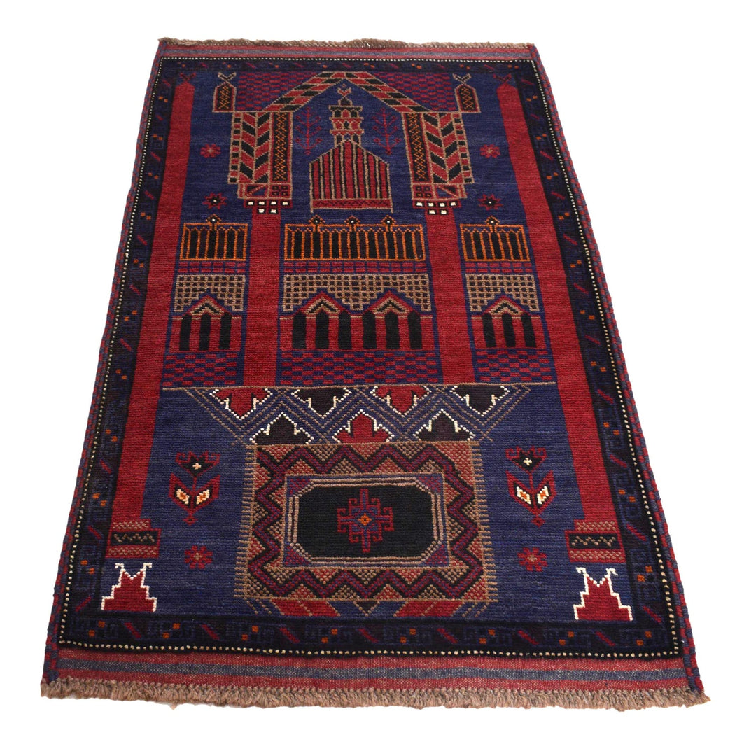 Small Prayer Carpet 3' 0" x 4' 9" - No. AL96054