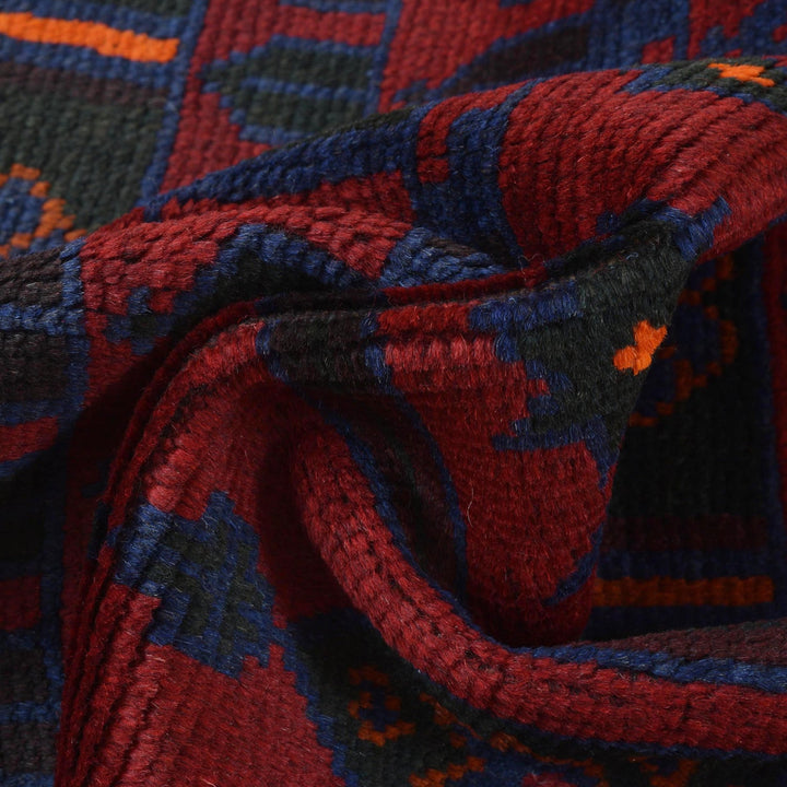 Small Prayer Carpet 2' 11" x 4' 9" - No. AL22754