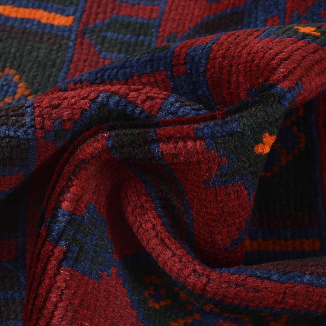 Small Prayer Carpet 2' 11" x 4' 9" - No. AL22754