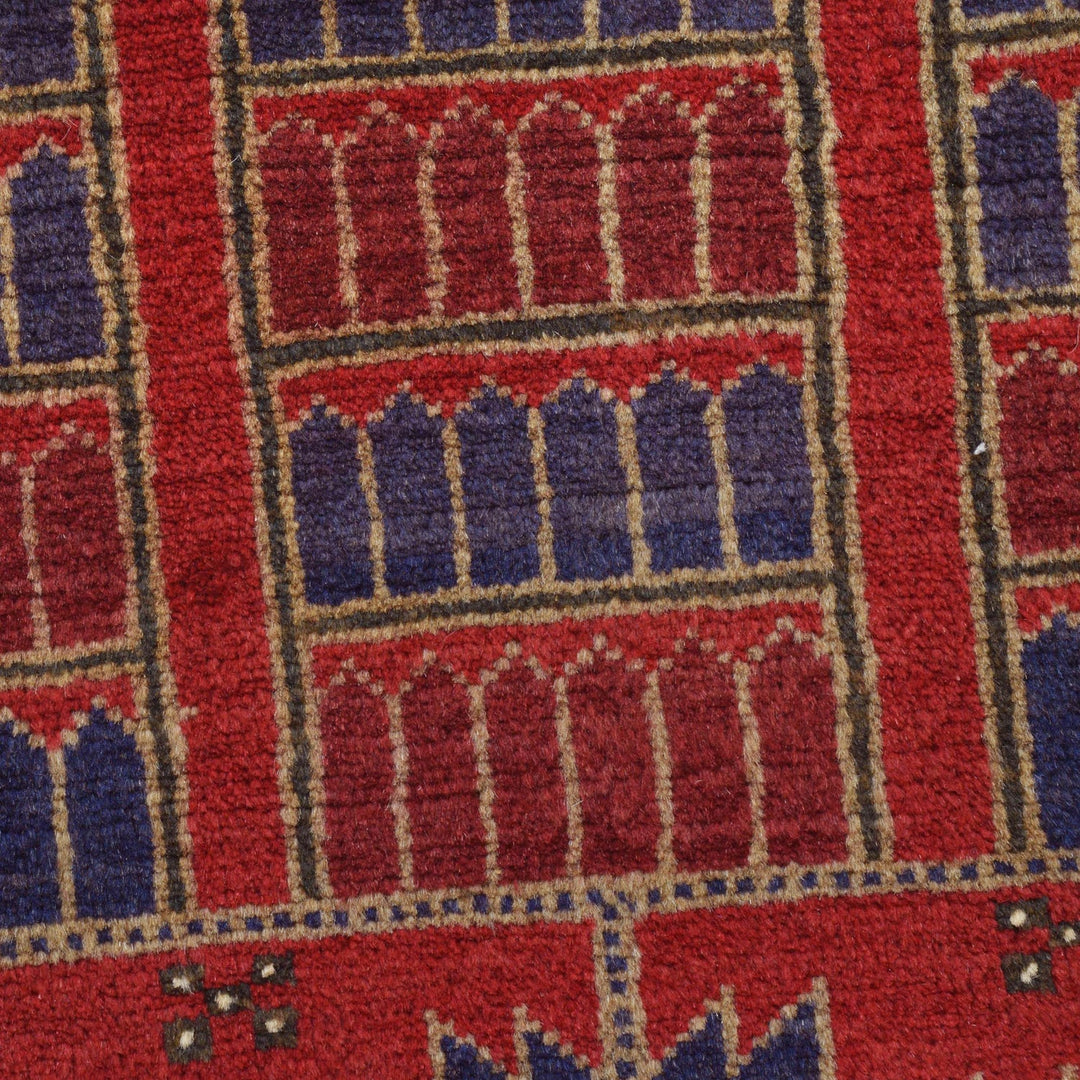 Islamic Prayer Carpet 2' 7" x 4' 1" - No. AL48048