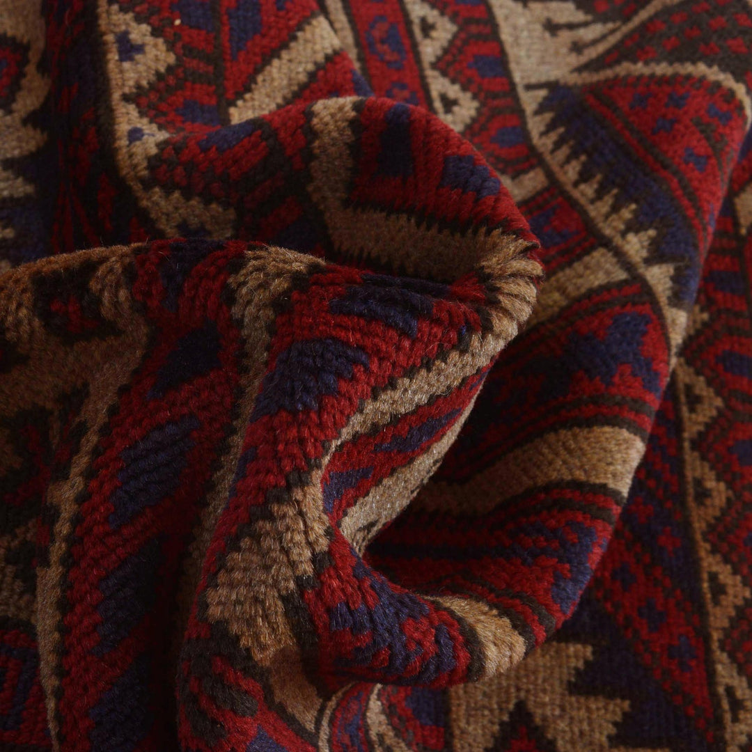 Muslim Prayer Rug 2' 9" x 4' 9" - No. AL31756