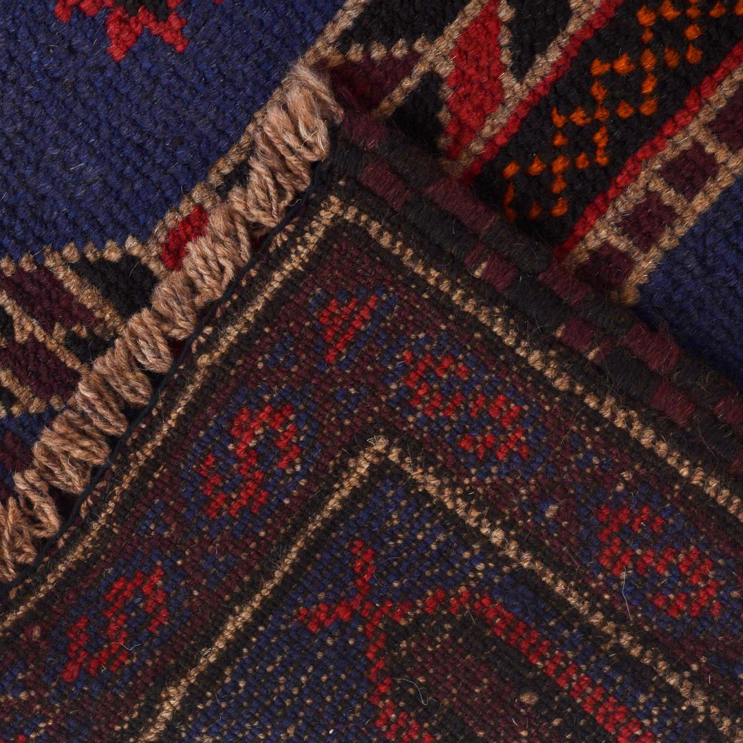 Small Prayer Carpet 3' 0" x 4' 8" - No. AL35098