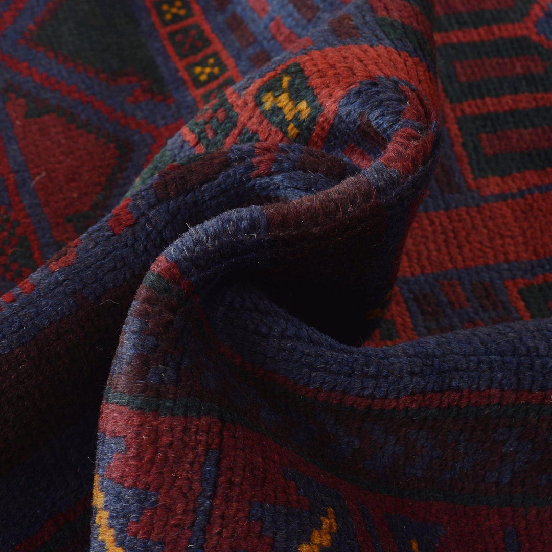 Small Prayer Carpet 2' 10" x 4' 9" - No. AL94428