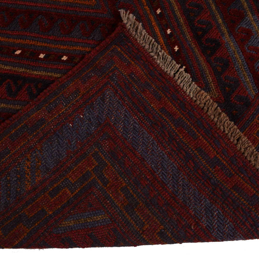 Traditional Mashwani Carpet 4' 0" x 4' 6" - No. AL14570