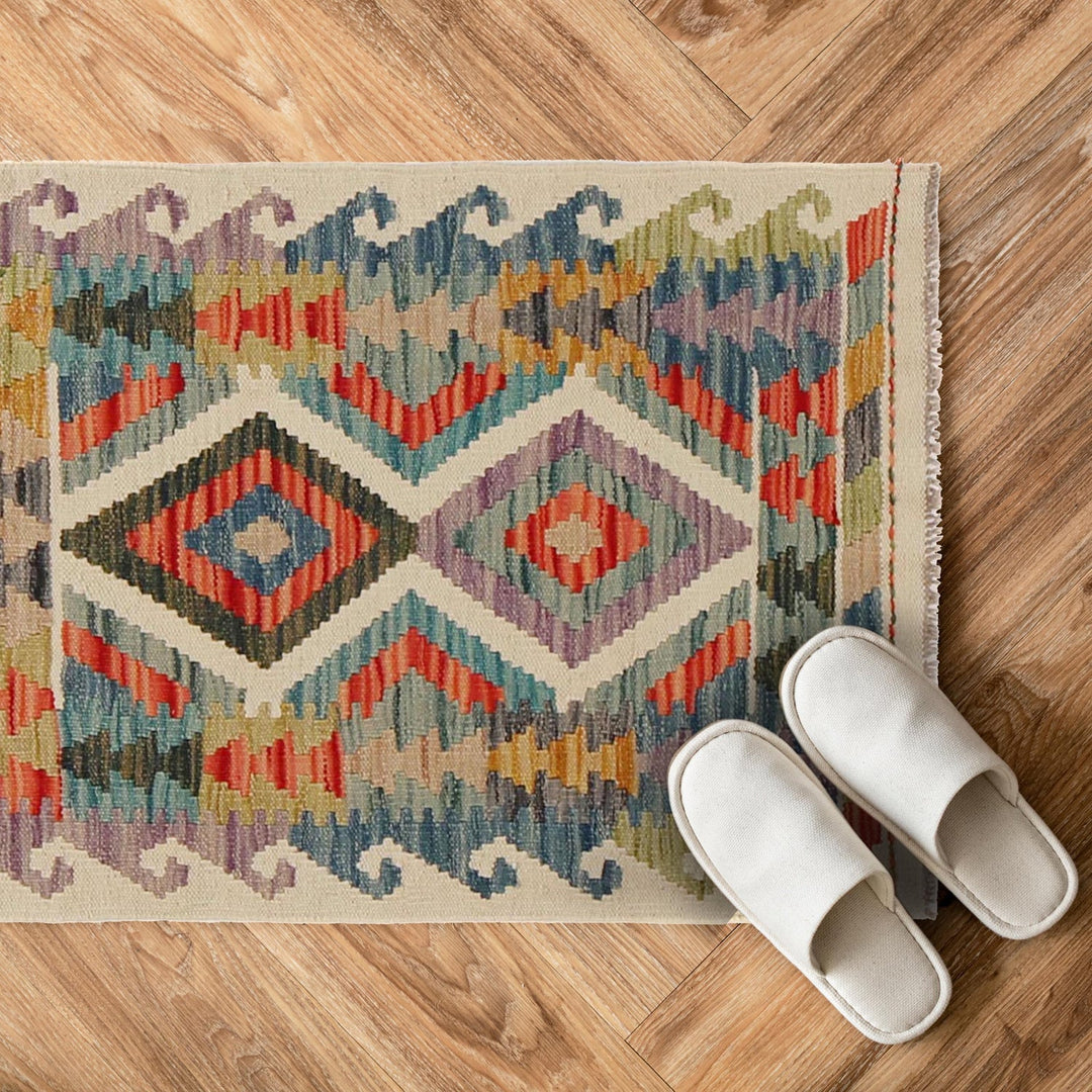 Handmade Vegetable Kilim 2' 2" x 2' 11" - No. AL74604