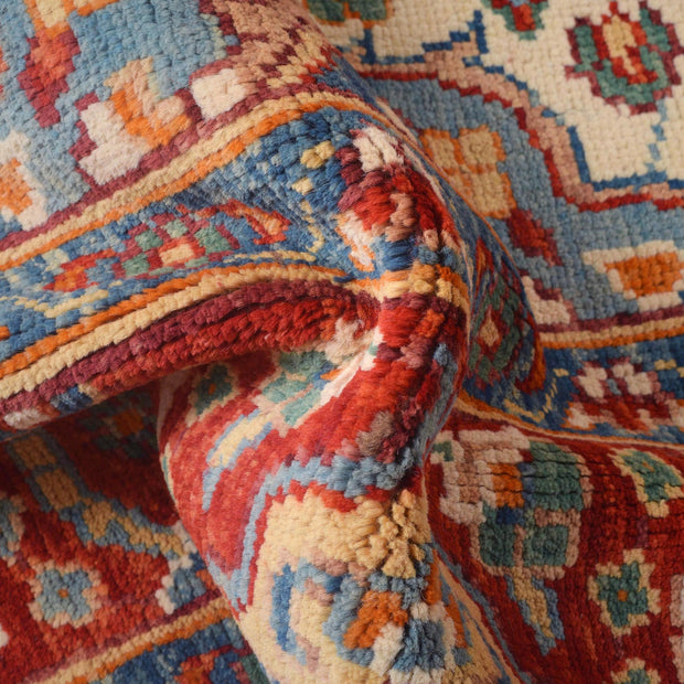 Hand Knotted Heriz Rug 8' 5" x 10' 11" - No. AL59561