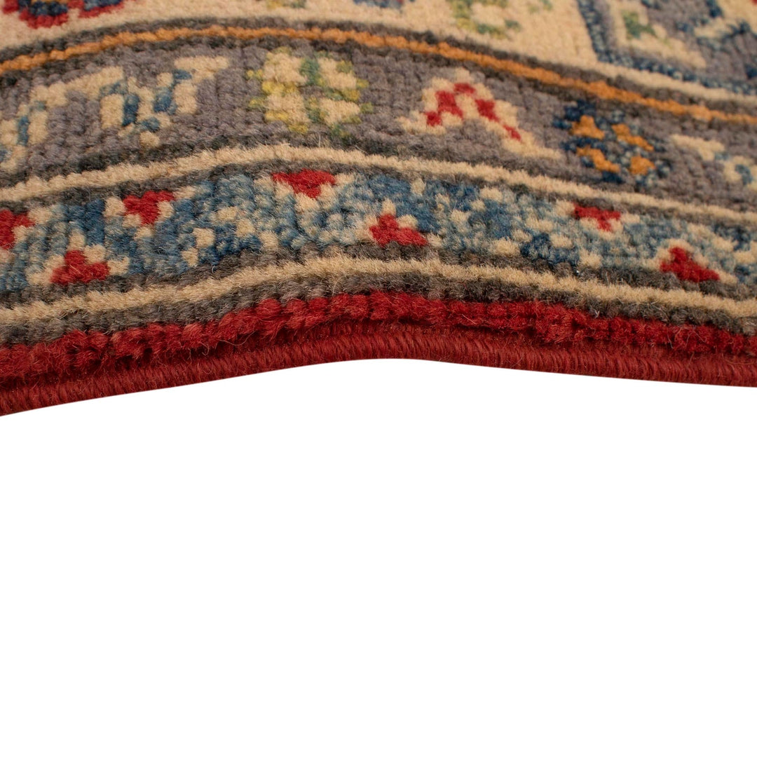 Hand knotted Kazak Carpet 4' 0" x 6' 0" - No. AL26746