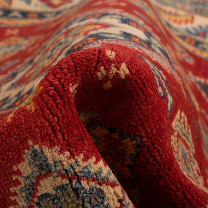 Hand knotted Kazak Carpet 4' 0" x 6' 0" - No. AL26746