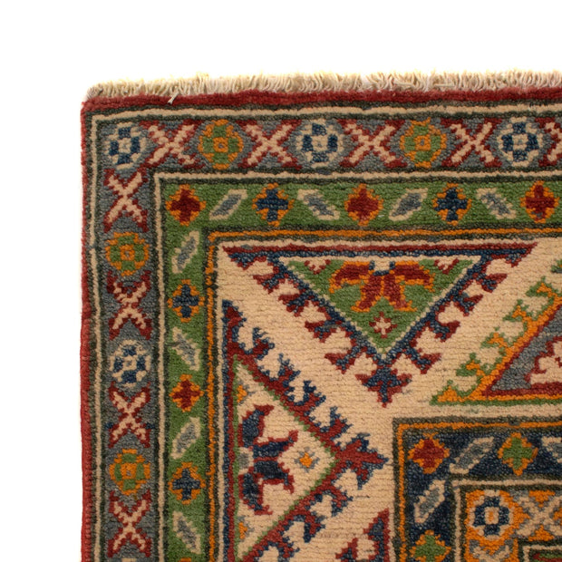 Hand knotted Kazak Carpet 5' 0" x 7' 1" - No. AL52935