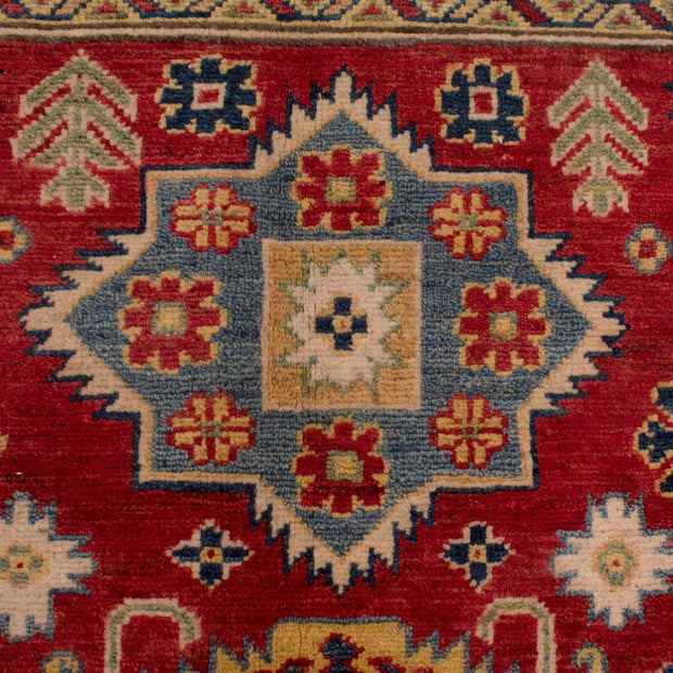 Hand knotted Kazak Carpet 5' 4" x 7' 8" - No. AL98966