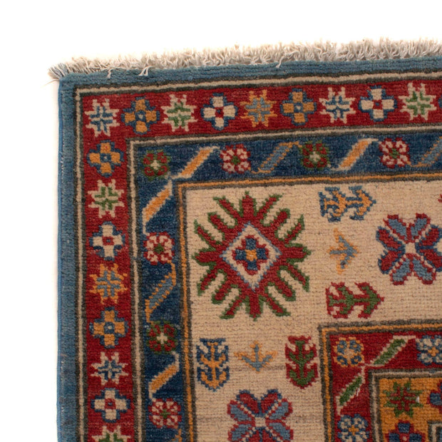 Hand Knotted Kazak Oriental Rug 5' 7" x 8' 5" - No. AL25923