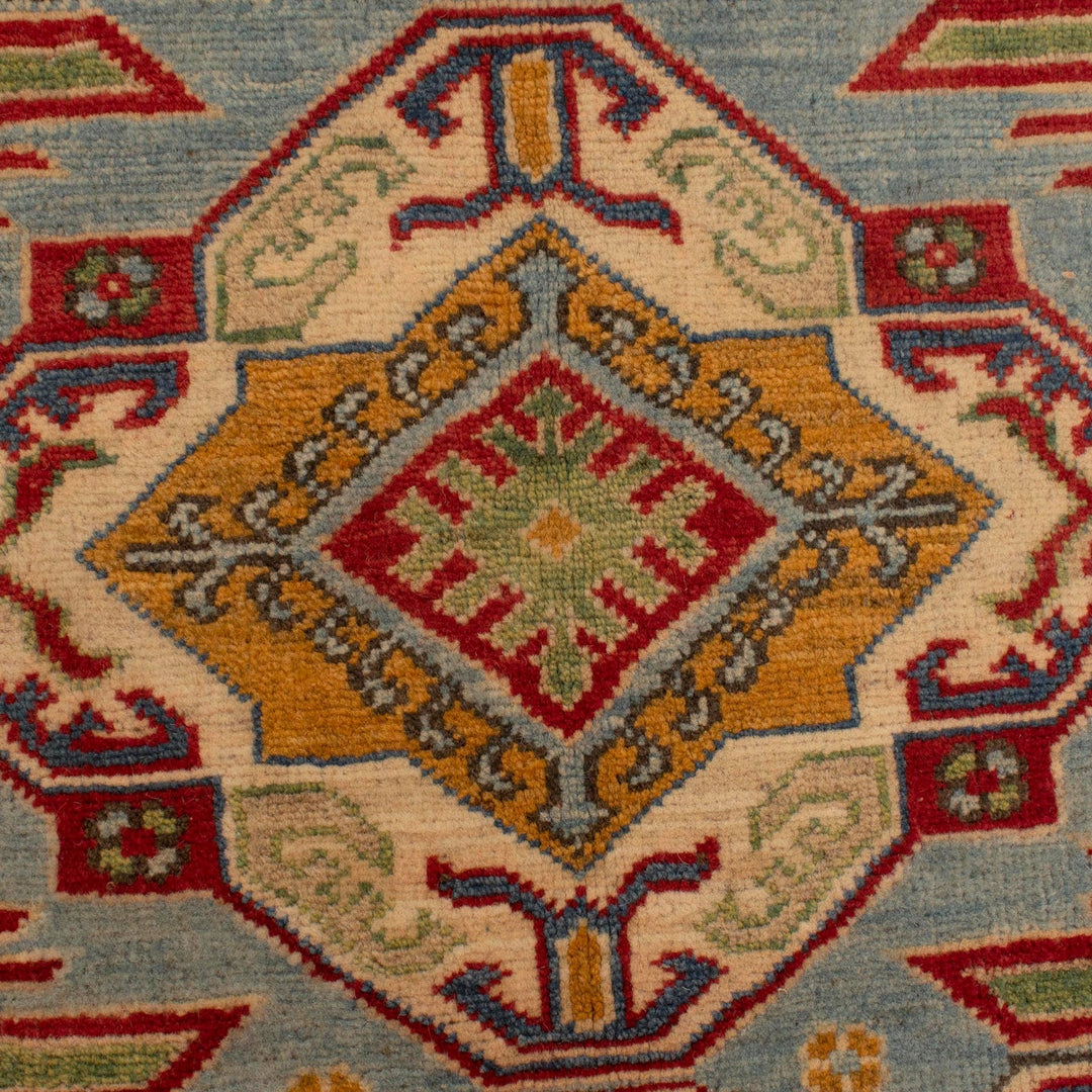 Hand knotted Kazak Carpet 3' 11" x 5' 5" - No. AL72665