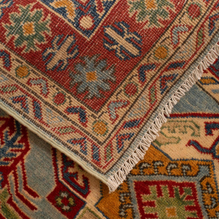 Hand knotted Kazak Carpet 3' 11" x 5' 5" - No. AL72665